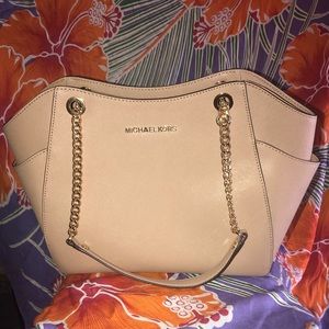 Micheal Kors with gold link chain handles